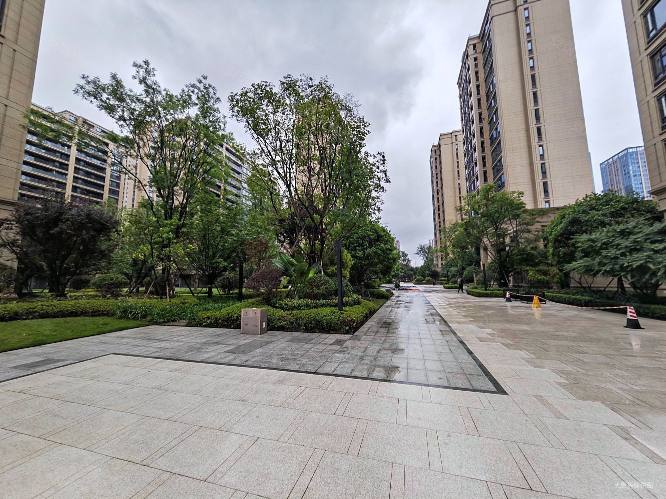 成都房产网>成都二手房>双流二手房>华府二手房>绿城诚园(一期)>
