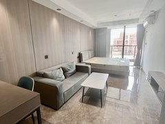 深圳宝安固戍1号线固戍地铁站阳台大单间民水民电停车方便押一付一颗养宠物出租房源真实图片