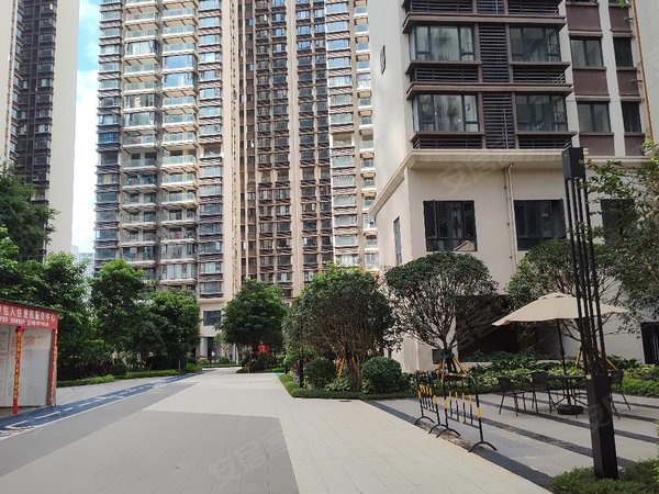 南宁良庆良庆镇五象澜庭府锦苑出租 五象新区 精装两房 拎包住 安静