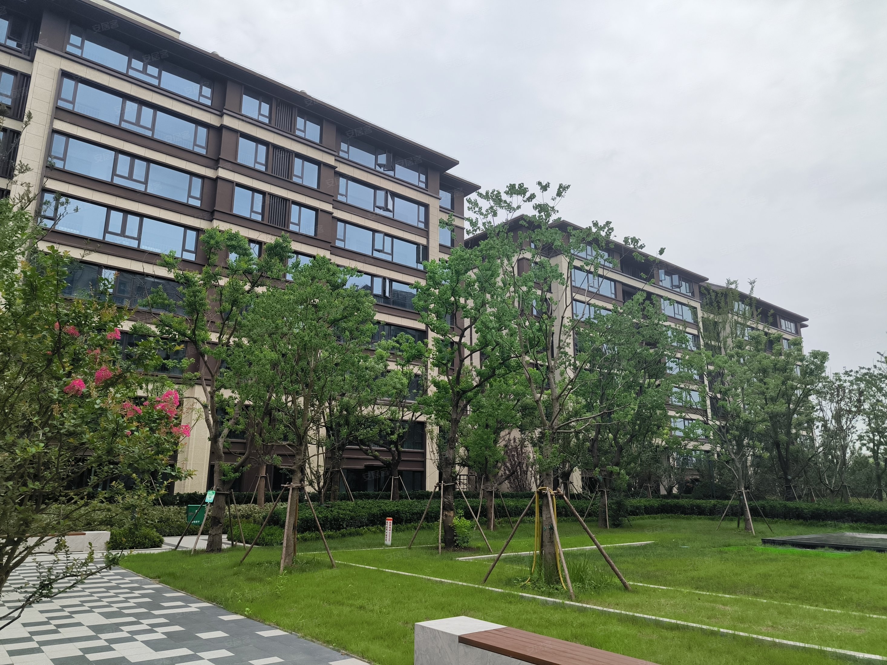 合肥房产网>合肥二手房>滨湖新区二手房>新省府二手房>阳光城檀悦>