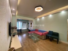 澧县财富广场市中心华联小区 1室1厅1卫 60平 精装修 电梯房出租房源真实图片