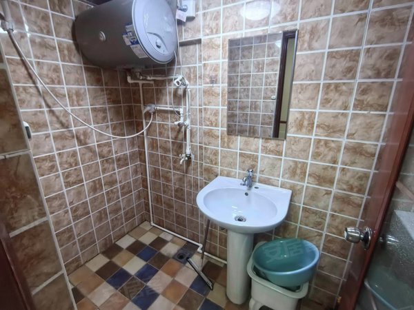 徐州鼓楼鼓楼广场风尚米兰(商住楼)风尚米兰复式公寓楼上宜居楼下办工电梯暖气方便停车有钥匙随时看出租房源真实图片