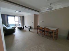 郑州管城管南片融创城融臻园 3室2厅2卫出租房源真实图片