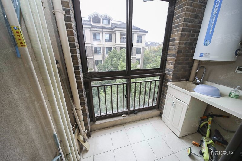 白鹭郡南柳映坊