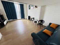珠海横琴横琴口岸步行过关,大复式学生仅(3300)包物业费,欢迎来电咨询出租房源真实图片