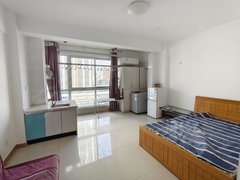 信阳浉河天润广场东方红大道步行街三小七中9中苏荷公寓电梯精装一室住宅房 急租出租房源真实图片