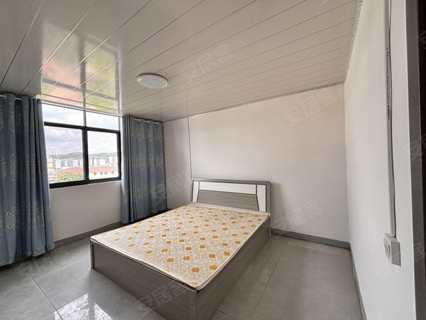 凉山会理会理城区春天花园会理果元中学附近一室出租，该房子租期灵活，可以短租出租房源真实图片