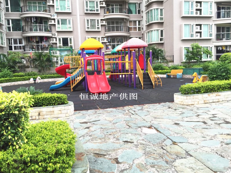 富康花园3室2厅2卫84.26㎡南北100万