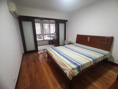 镇江镇江新区幸福广场出租港南花苑1楼三室精装修1200月出租房源真实图片