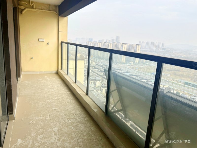 急售,急售,j价35万精装满二大四房,楼层好看房方便,光谷澎湃城奥山府