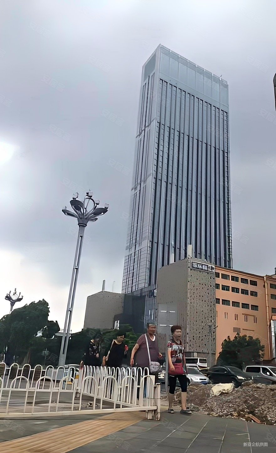 双层搭建同德昆明广场悦中心商住楼可注册公司办执照