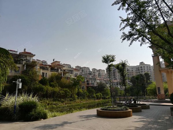 昆明官渡官南大道玫瑰公寓(商住楼)官南大道康乐茶城旁玫瑰湾精装一室