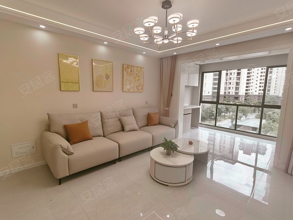 深圳龙华龙华宝龙新村(整租)品牌连锁公寓 1房1厅 电梯精装  南北通透