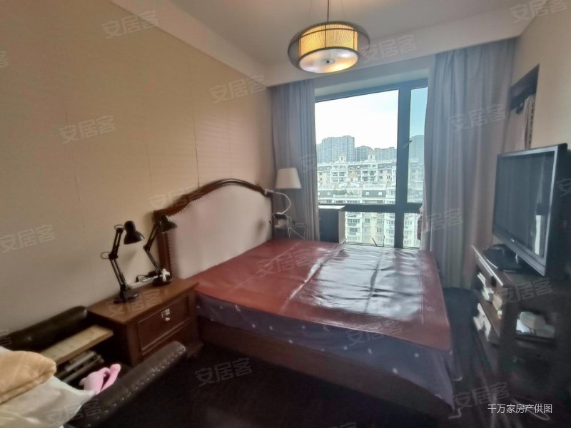 陆家嘴公馆 商圈成熟 医疗配套成熟 南北通透 中间楼层