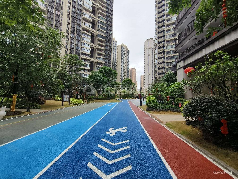 吉祥凤景湾,大四房新装修未入住过