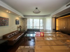 上海浦东联洋景观房，大平层，小区中心位置，房型正气，精装修出租房源真实图片