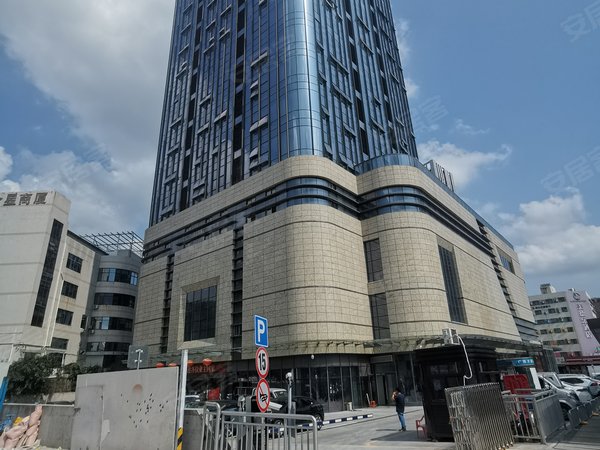 深圳龙岗平湖广源大厦(商住楼)正地铁口 广源大厦2室1厅 精装修 家私