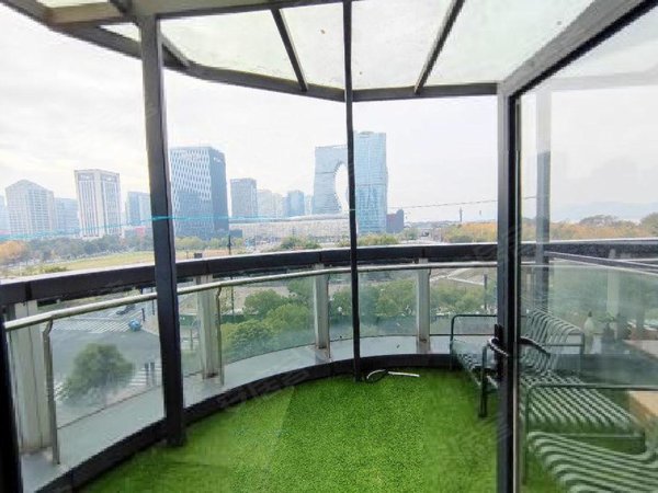 杭州滨江区政府金铂湾金铂湾 杭州印 近星光大道  江滨澜庭 整租独门