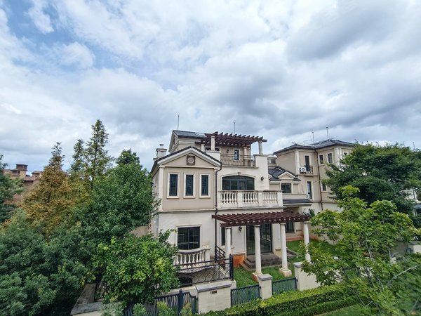 昆明西山滇池度假区公园1903康醍公园1903三期豪装别墅 拎包入住 接待