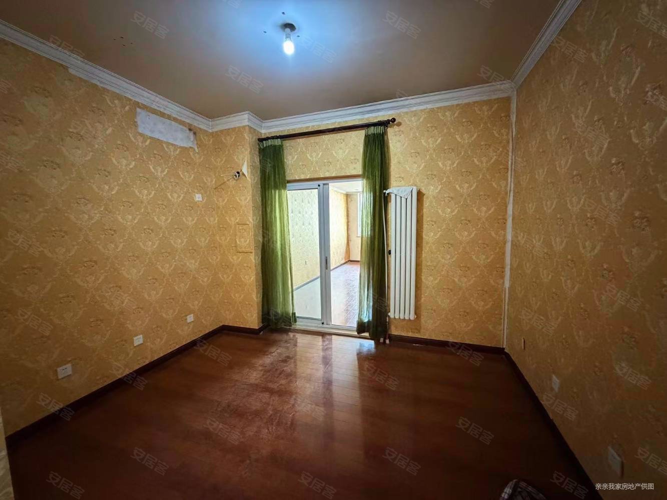 秀水花园 临地铁 出行方便 满五