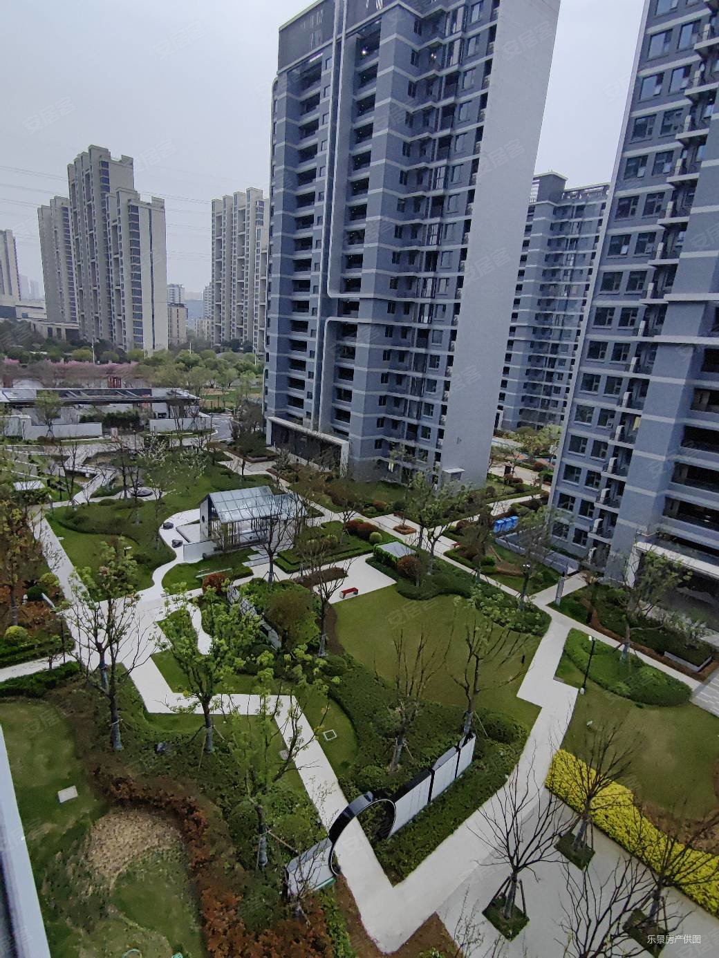 保利栖月雅园3室2厅2卫102.04㎡南北202万