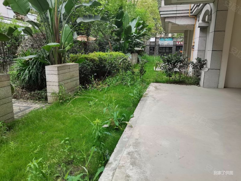 北辰朗诗南门绿郡别墅