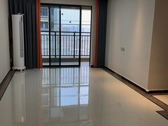 海丰城东城东城区保利三房两厅配4部空调，热水器，做好防盗网，窗帘，全屋吸顶灯出租房源真实图片