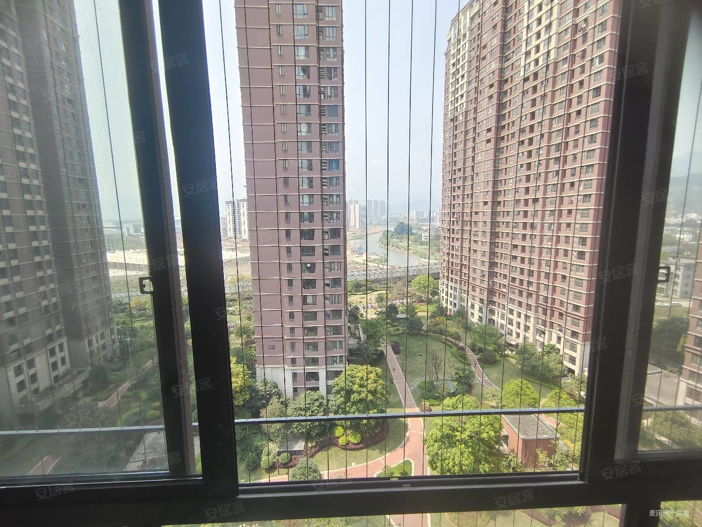 新出福耀大学旁端头四房零公摊泰禾红悦仅售16x万