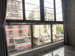 深圳宝安新安1号线新安地铁，精装电梯2房1厅2卫， 拎包入住，无中介出租房源真实图片