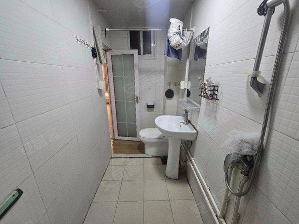 关于空军总医院