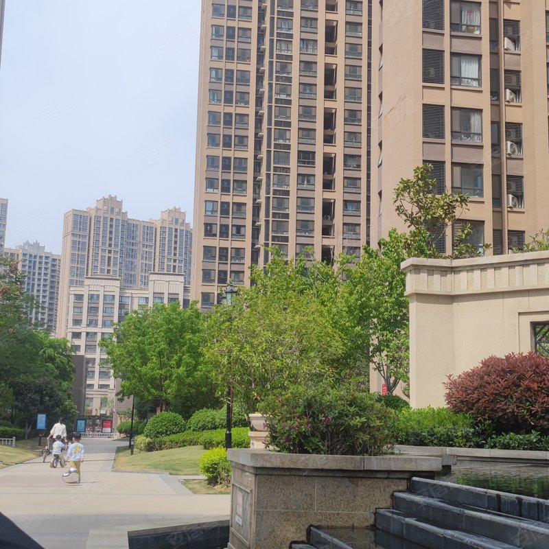 商都嘉园白佛小区四环绕城高速之间