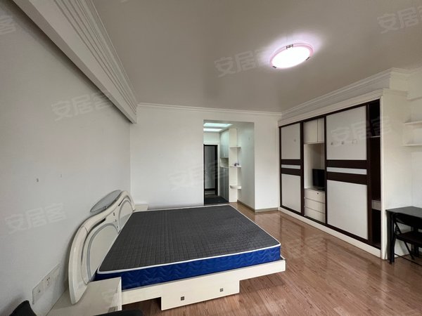 【多图】锦绣公寓,吴航租房,楼下小吃街 地铁口十洋旁边独门独户单身