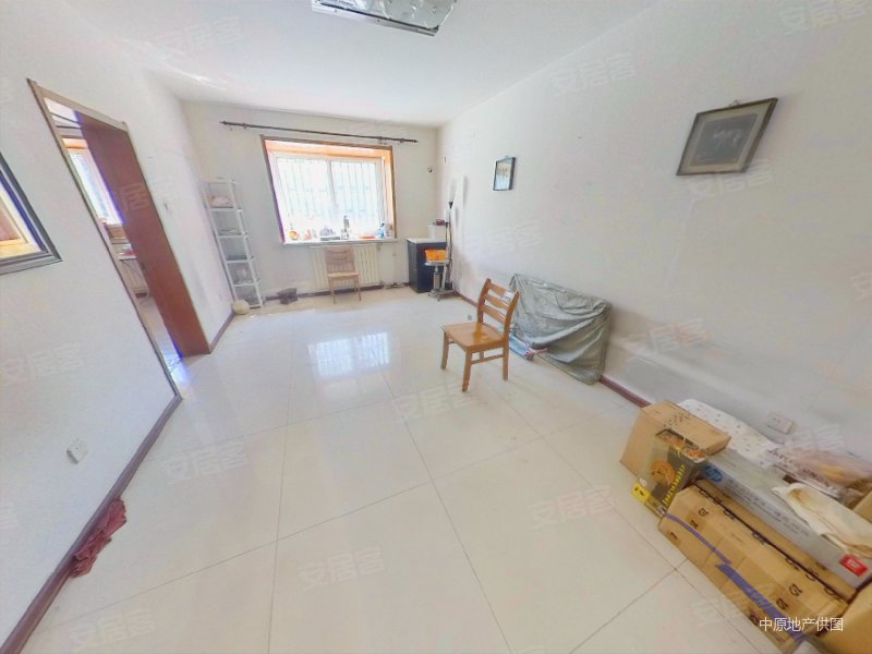 秋瑞家园 超惜售大两居 单价已经九千,确实诚意卖,议价空间大