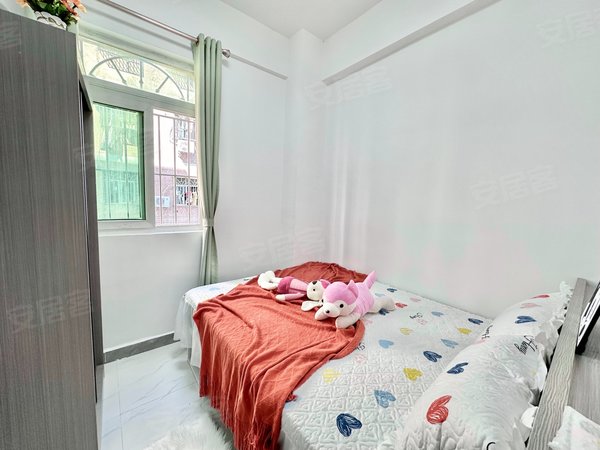 深圳龙岗宝龙水二小区14号线南约站 宝龙比亚迪 南景南约新村 精装一