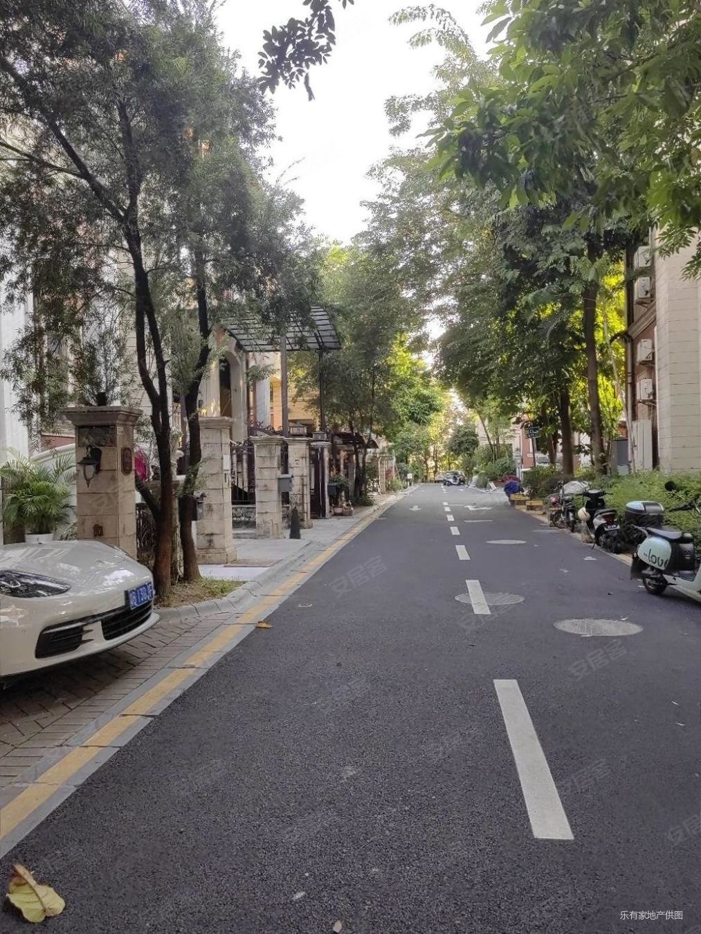 十二橡树庄园二期别墅