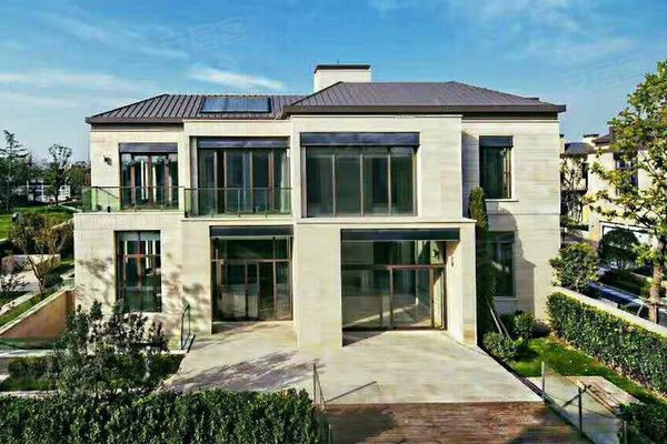 虹梅别墅优点,不足,上海虹梅别墅怎么样,虹梅别墅周边房产中介经纪人