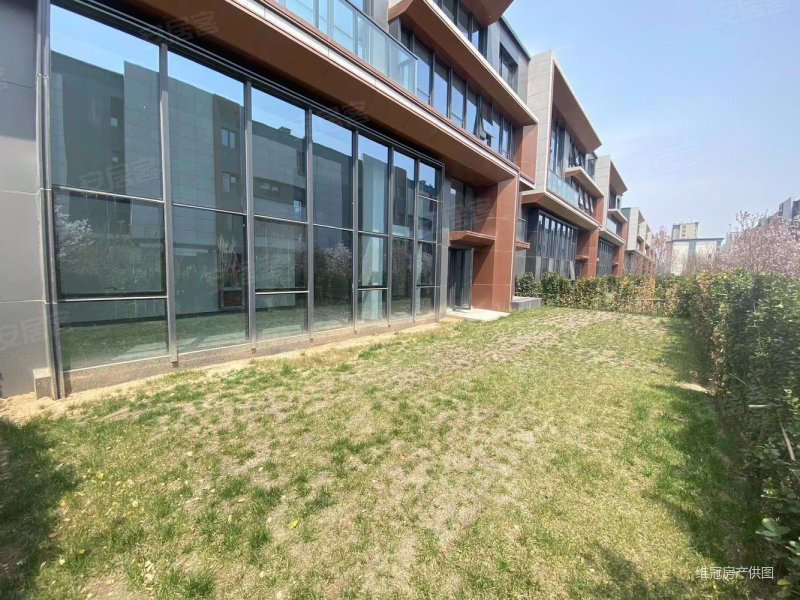 简陋看这 下叠独院叠拼别墅 买一层得四层央企品质 保利红岛湾