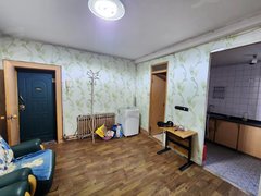 威海高区新闻大厦古寨西路阮家寺小区住人2楼南向两室简单装修月租700元出租房源真实图片