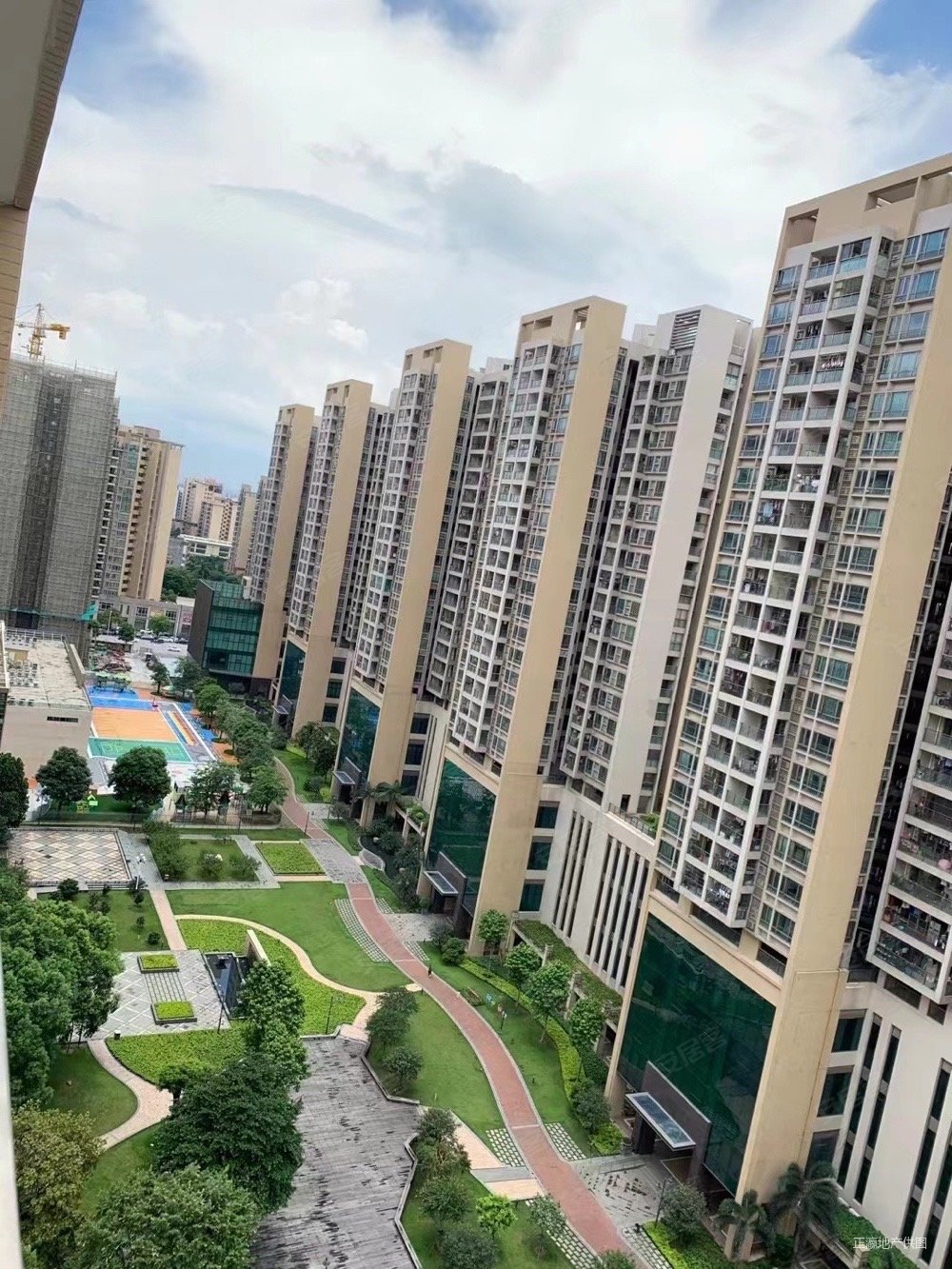 骏威锦东花园a区3室2厅1卫106.39㎡东南348万