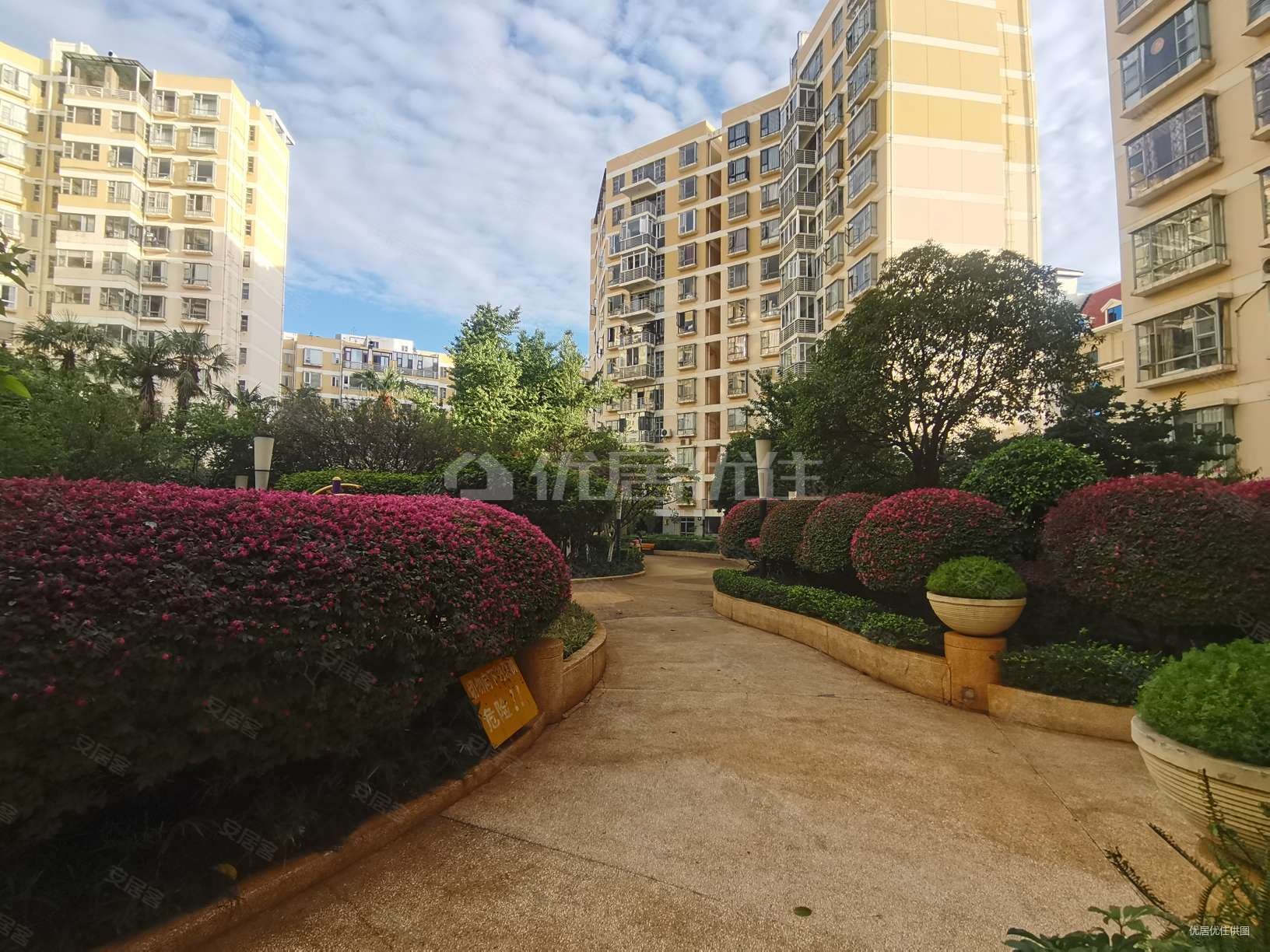 国贸中心关上品质小区银海雅苑精装三房双卫环境优美