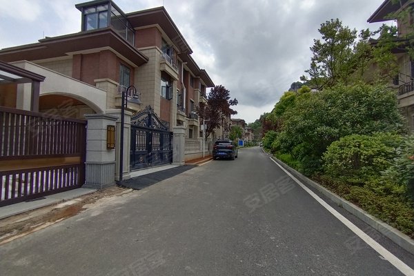 碧桂园江湾一号 凯里-凯里城区-滨江路