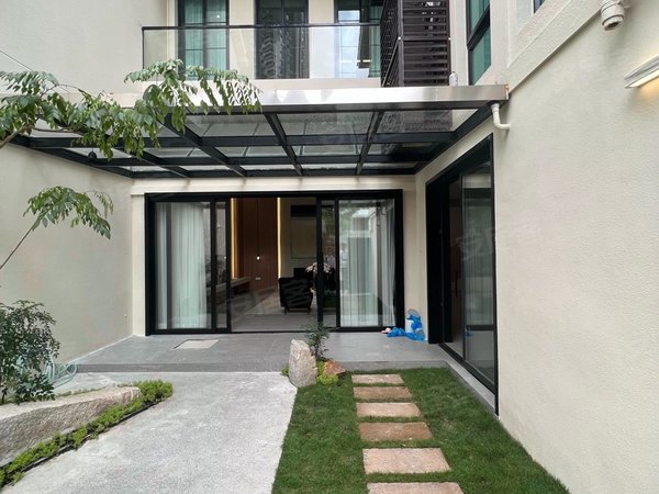 深圳南山科技园城市山谷(一二期别墅)硅谷别墅全新装修,全新家私电器