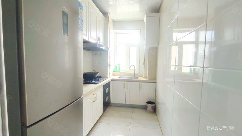 吉星花园近地铁口双商圈保利物业好楼层随时看房