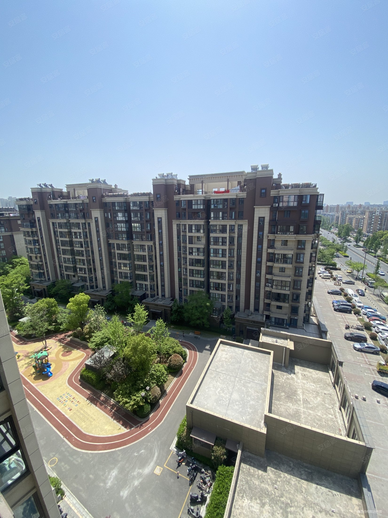 大华锦绣时代次顶楼边户采光充足视野宽阔