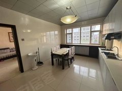 兴安盟乌兰浩特五一广场市医院附近 邮政小区 两室一厅 家电齐全 拎包入住出租房源真实图片