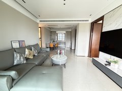 丽水莲都怡景/银苑银泰泰悦湾，四室两厅两卫，家电齐全，拎包入住出租房源真实图片