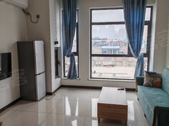 烟台芝罘大东夼黄务毅德城迷你公寓精装1室45平,南向家电齐,停车免费有钥匙出租房源真实图片