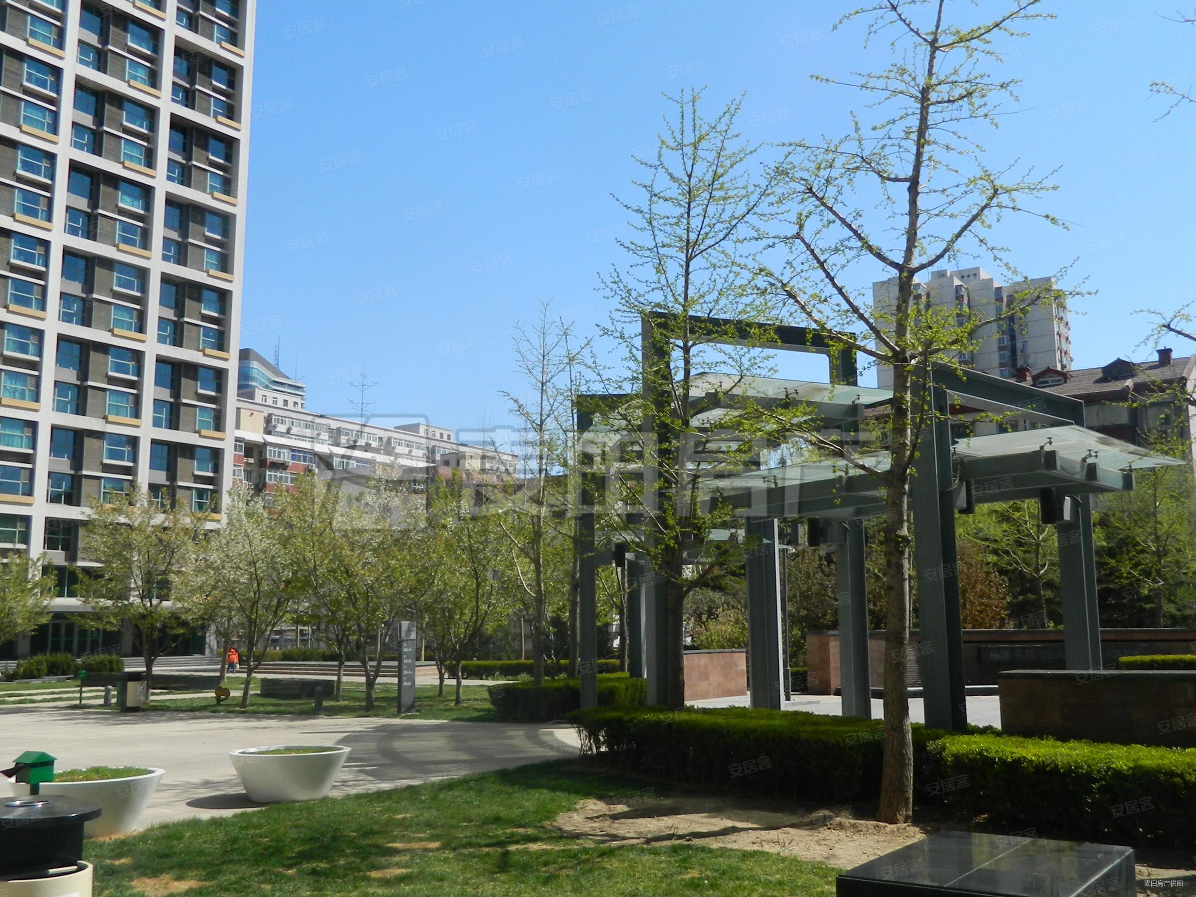 海晟名苑(南区)2室2厅2卫141.45㎡东西1860万