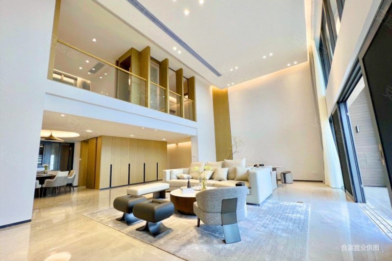 笋盘 珠江帝景苑 顶层复式 南北通透 送车位 急卖