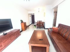 防城港港口桃花湾广场出租阳光海岸四期三房两厅两卫干净整洁有钥匙随时联系我看房出租房源真实图片